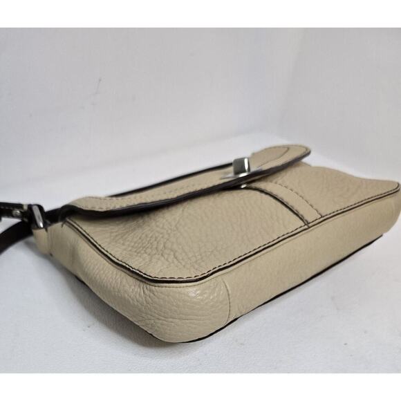 Coach Chelsea Crossbody Beige Pebbled Leather Bag F10888 - Picture 4 of 10